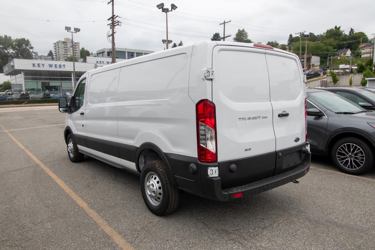 2024 Ford Transit Cargo Van T-250 148" LOW RF 9070 GVWR AWD Photo5