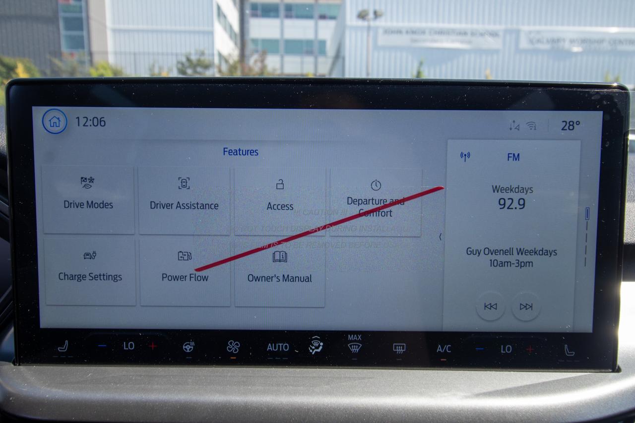 2025 Ford Escape PHEV FWD Photo5