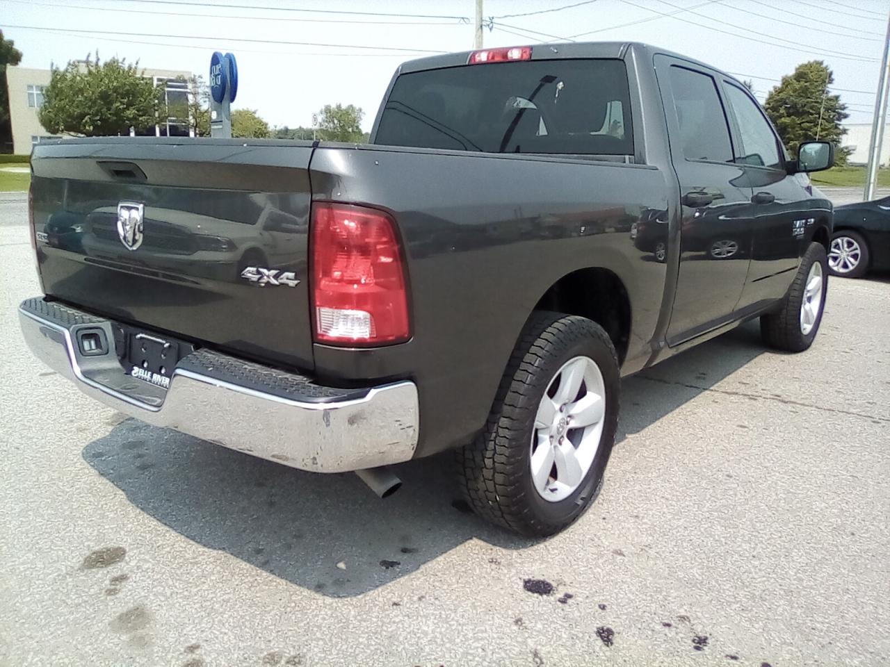 2023 RAM 1500 Classic Tradesman Crew Cab SWB 4WD