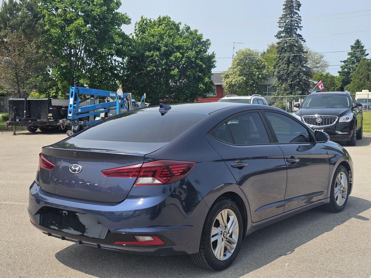2019 Hyundai Elantra Limited - Photo #5