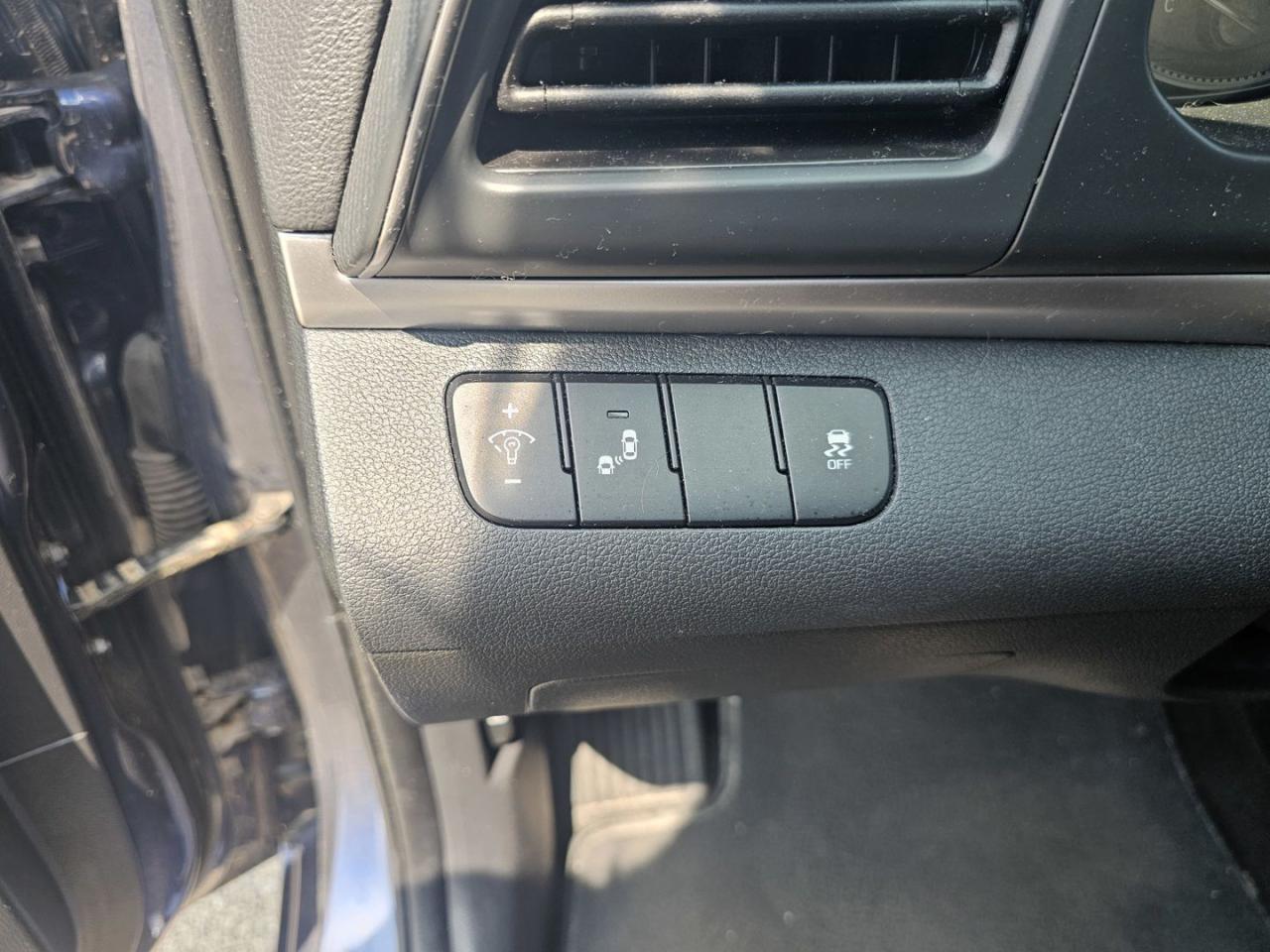 12598300