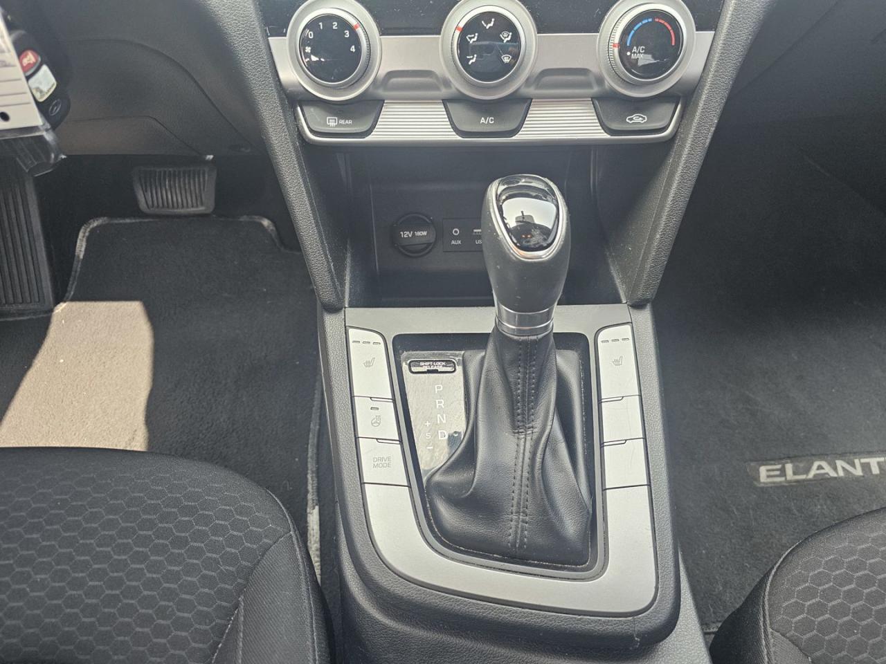 2019 Hyundai Elantra Limited - Photo #13