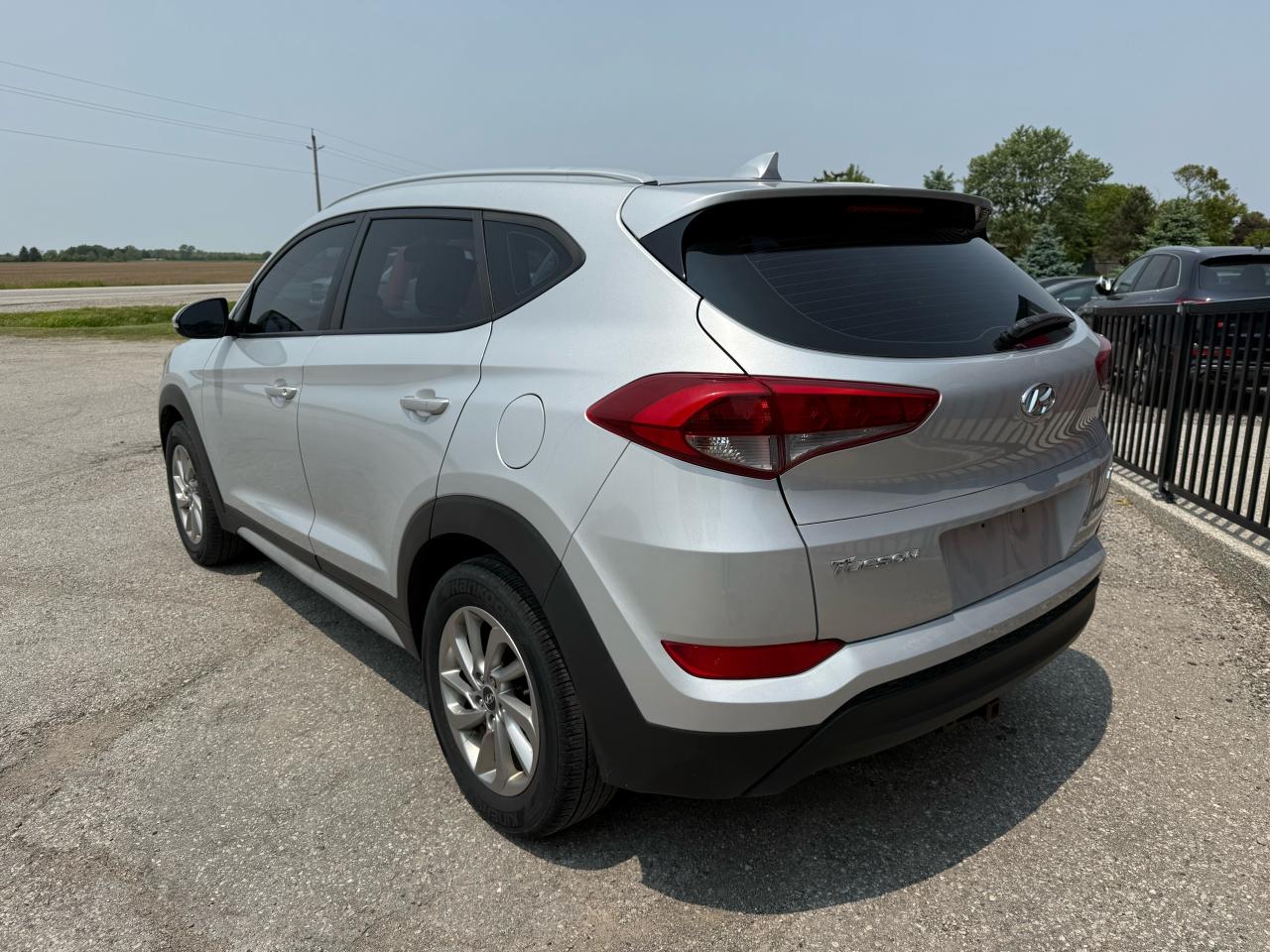 2018 Hyundai Tucson Premium | Backup Camera | Heated Seats | Bluetooth - Photo #3