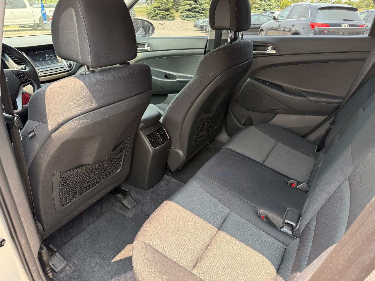 2018 Hyundai Tucson Premium | Backup Camera | Heated Seats | Bluetooth - Photo #10