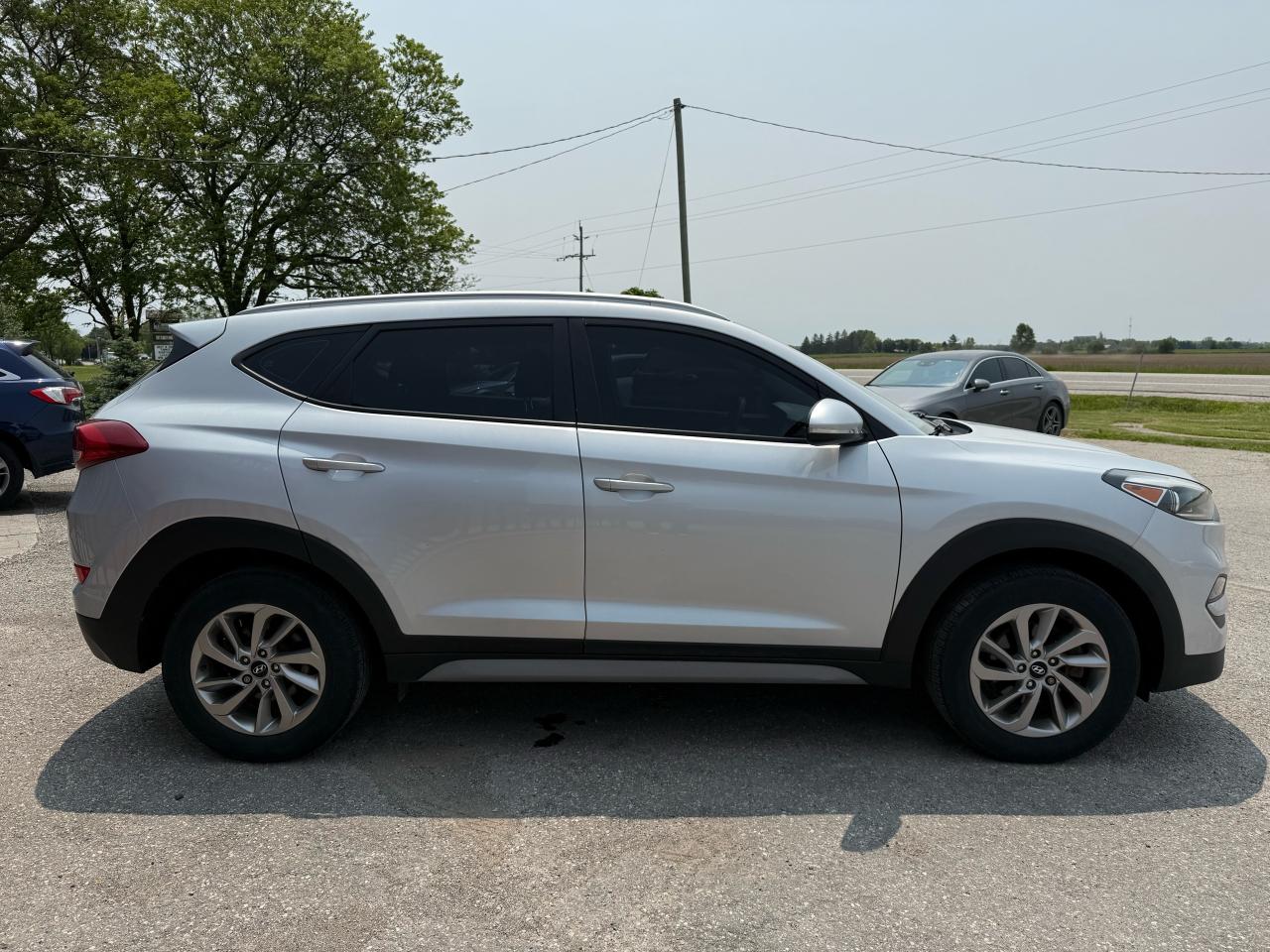 2018 Hyundai Tucson Premium | Backup Camera | Heated Seats | Bluetooth - Photo #6