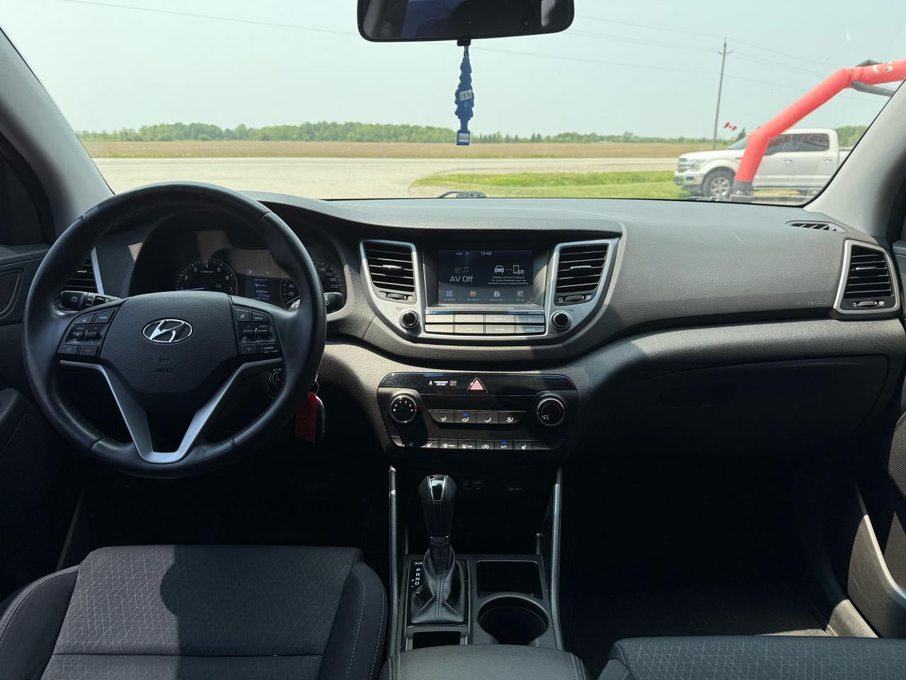 2018 Hyundai Tucson Premium | Backup Camera | Heated Seats | Bluetooth - Photo #11