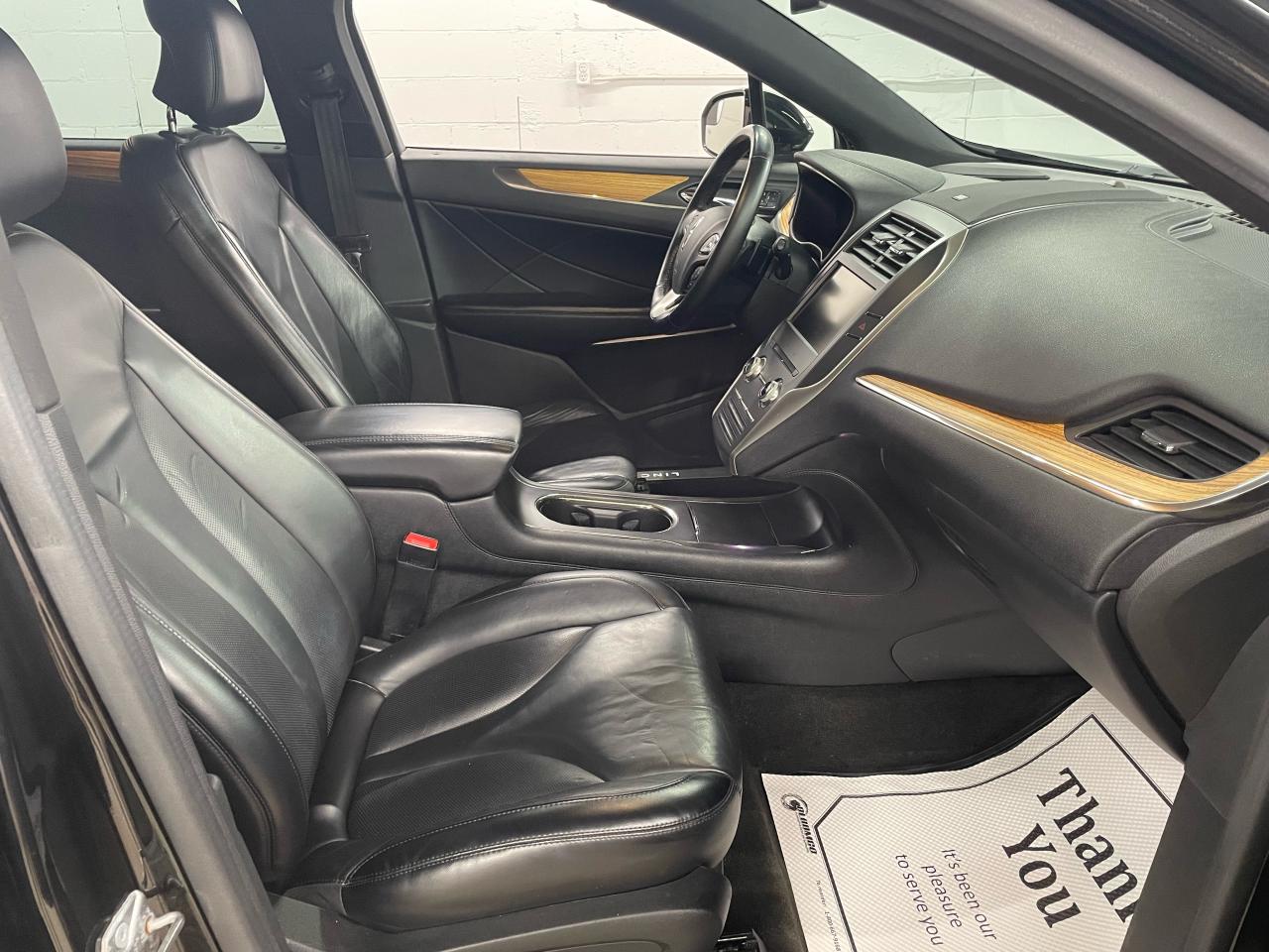 2015 Lincoln MKC Base Photo30