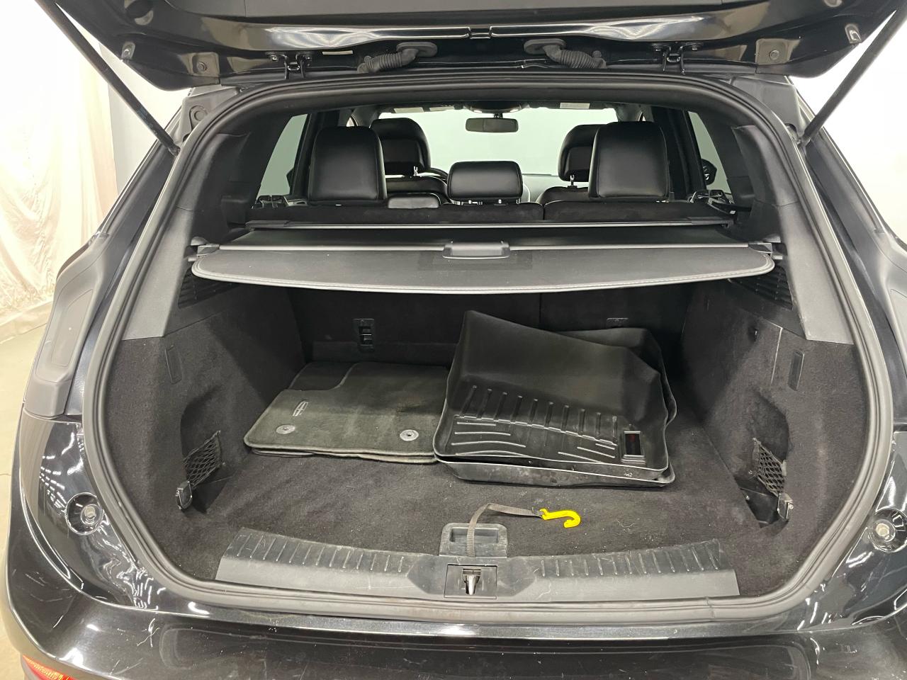 2015 Lincoln MKC Base Photo25