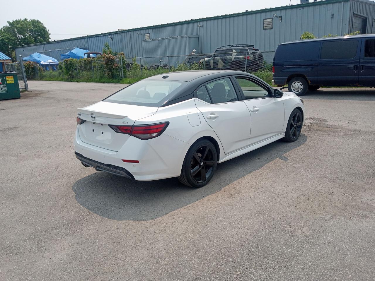 2021 Nissan Sentra SR Premium - Photo #5