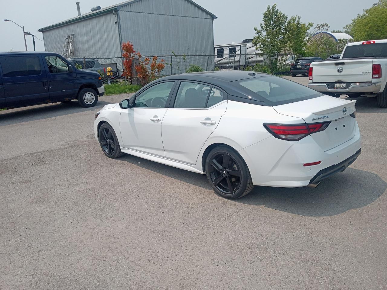 2021 Nissan Sentra SR Premium - Photo #7