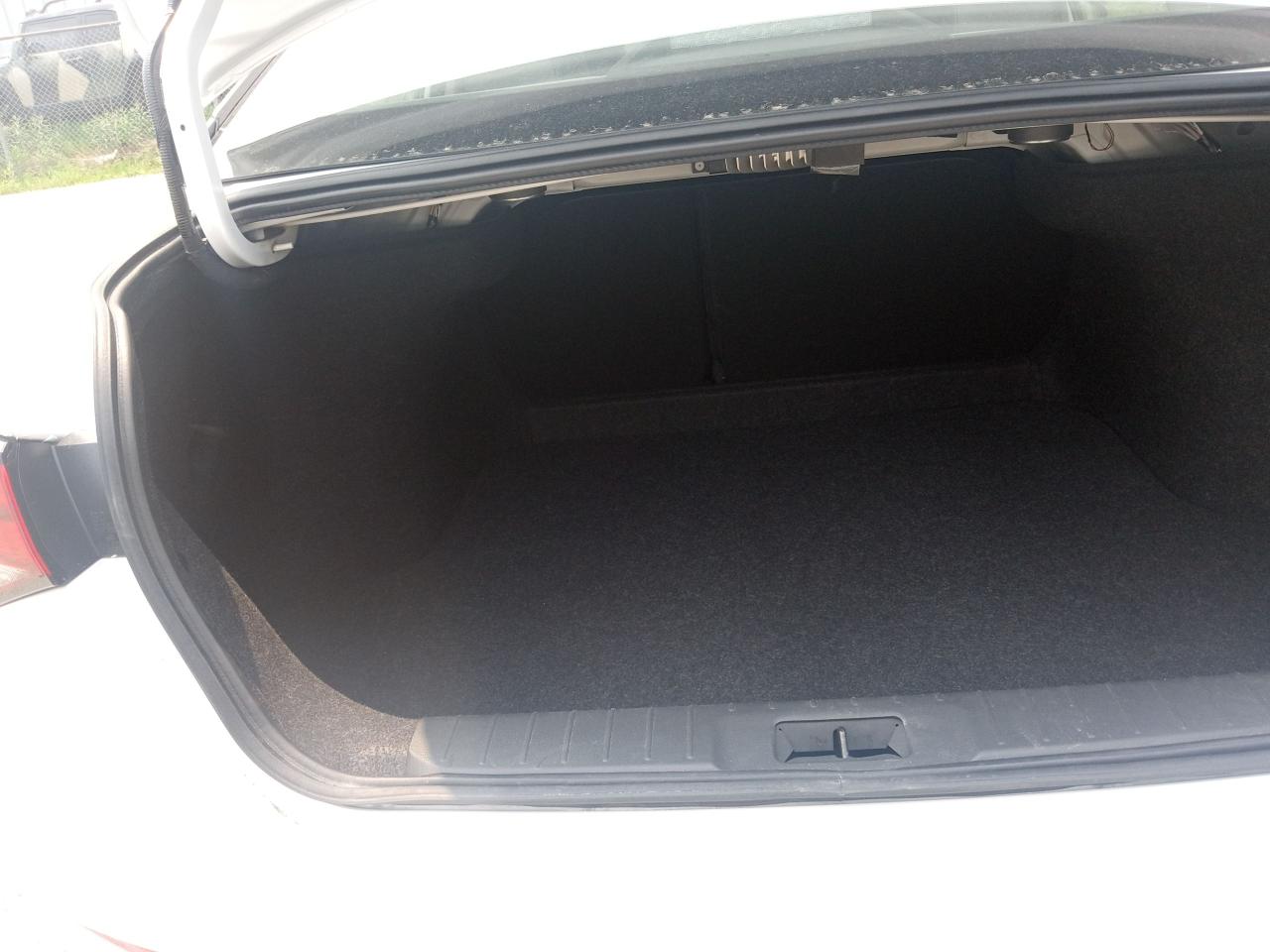 2021 Nissan Sentra SR Premium - Photo #15