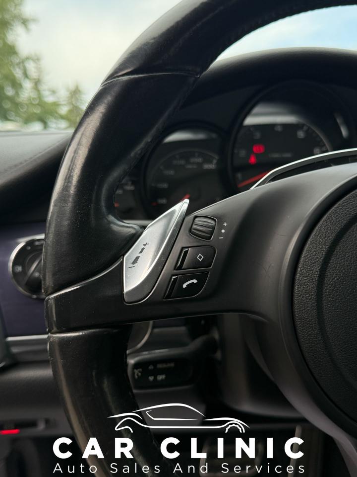 2011 Porsche Panamera  - Photo #18