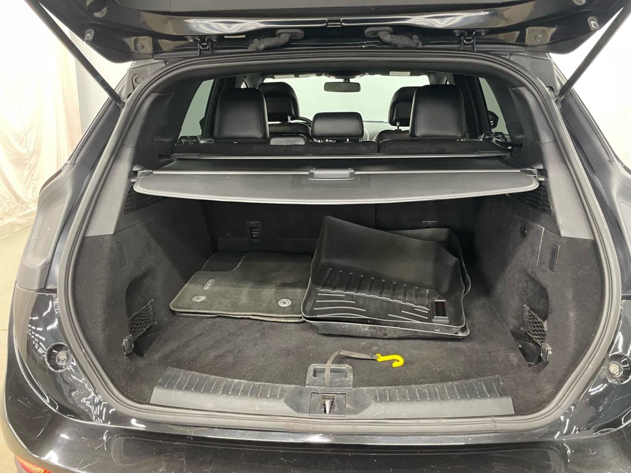 2015 Lincoln MKC Base