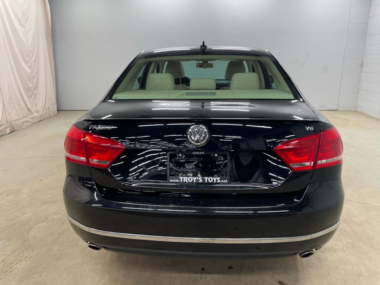 2015 Volkswagen Passat 4DR SDN 3.6L DSG HIGHLINE Photo25