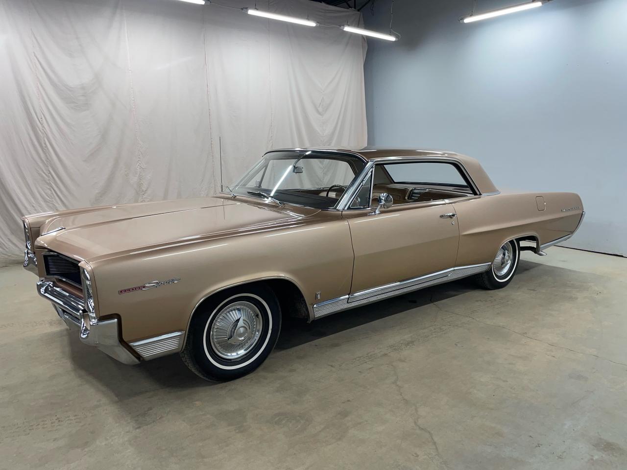 1964 Pontiac Parisienne Sport Photo17