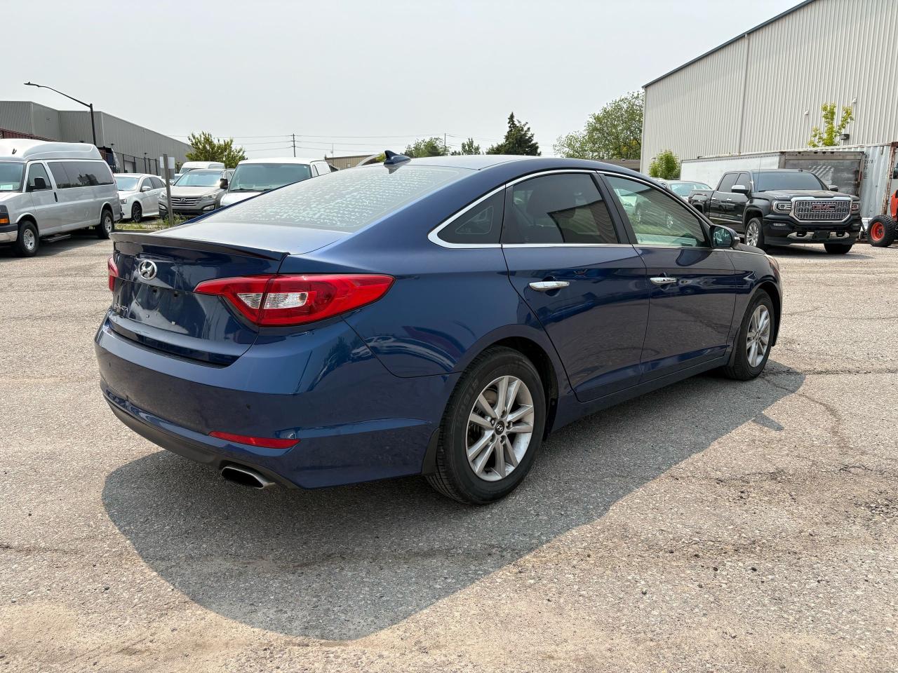 2015 Hyundai Sonata 2.4L GLS - Photo #4