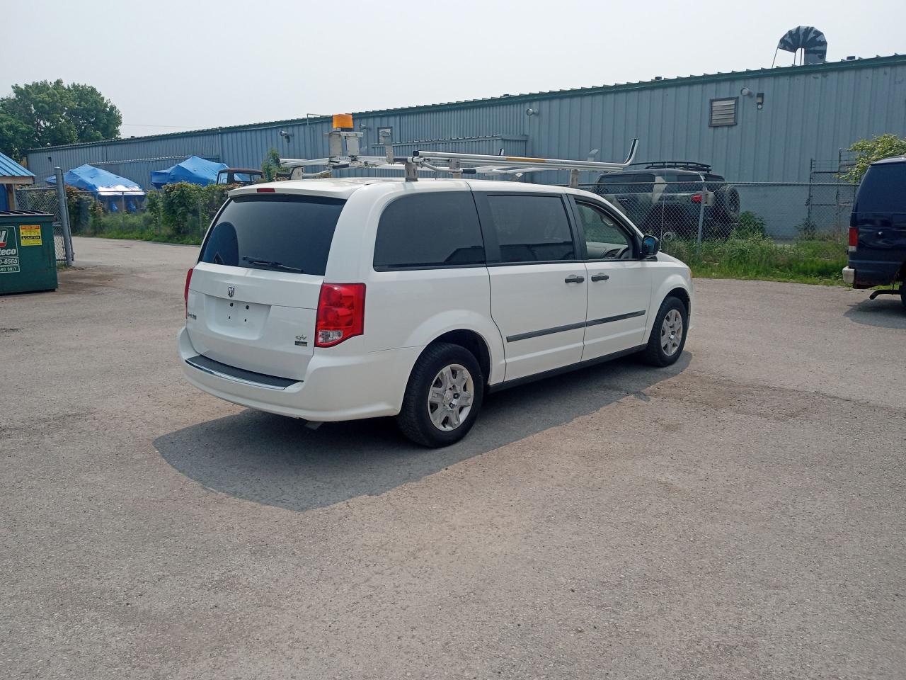 2012 RAM Cargo Van  - Photo #5
