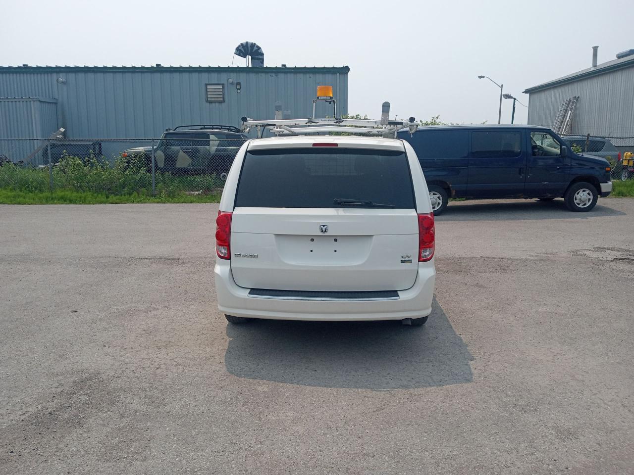2012 RAM Cargo Van  - Photo #6