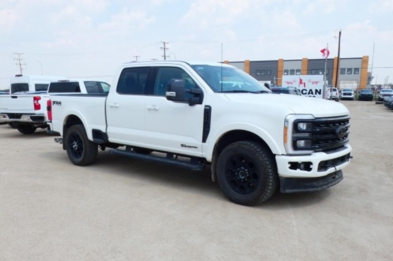 2023 Ford F-350 LARIAT 6.7L P/S DSL w/H&C L, pano S/R, NAV, BUC - Photo #4