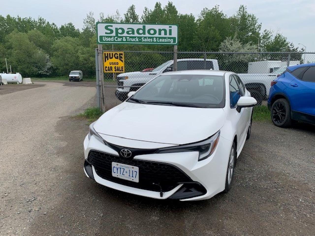 2023 Toyota Corolla SE - Photo #2