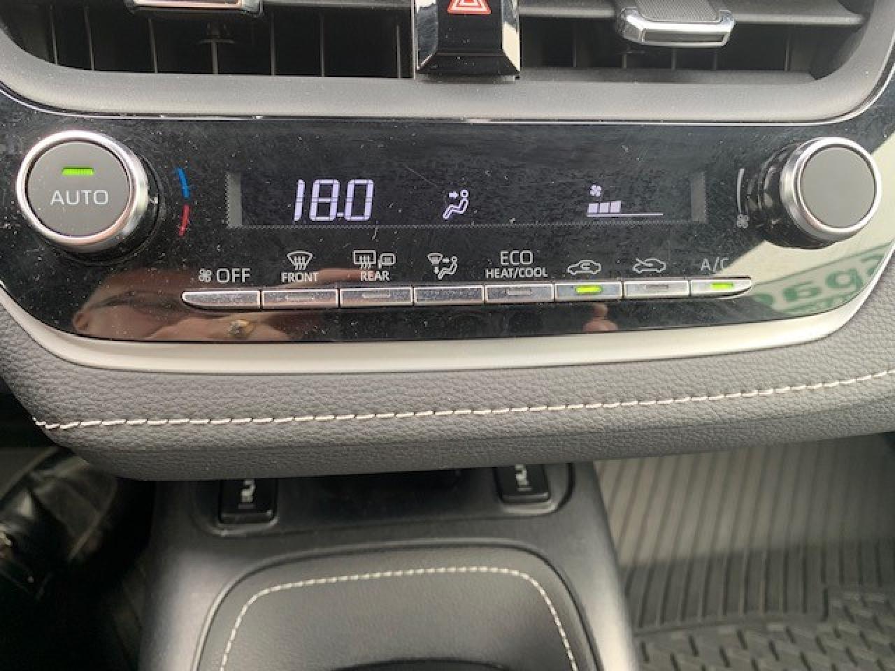 1748981583
