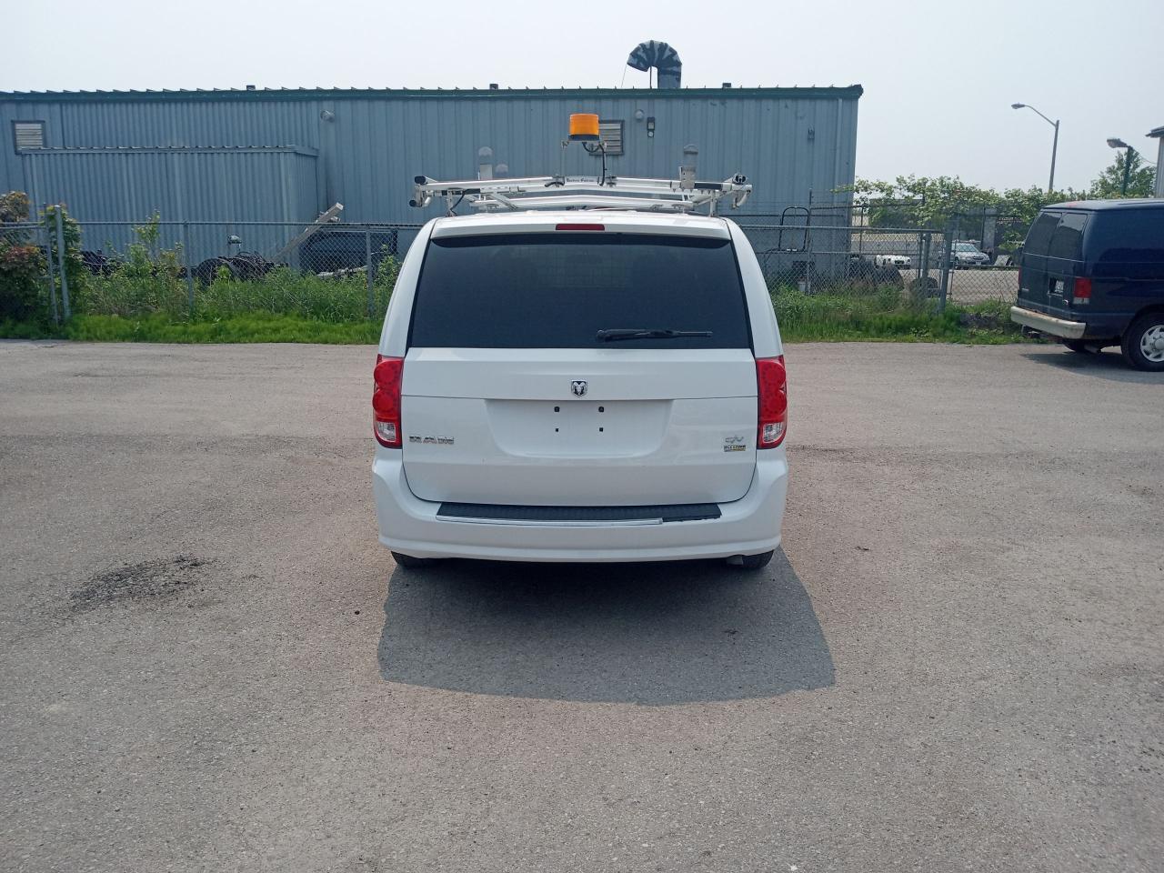 2014 RAM Cargo Van  - Photo #5
