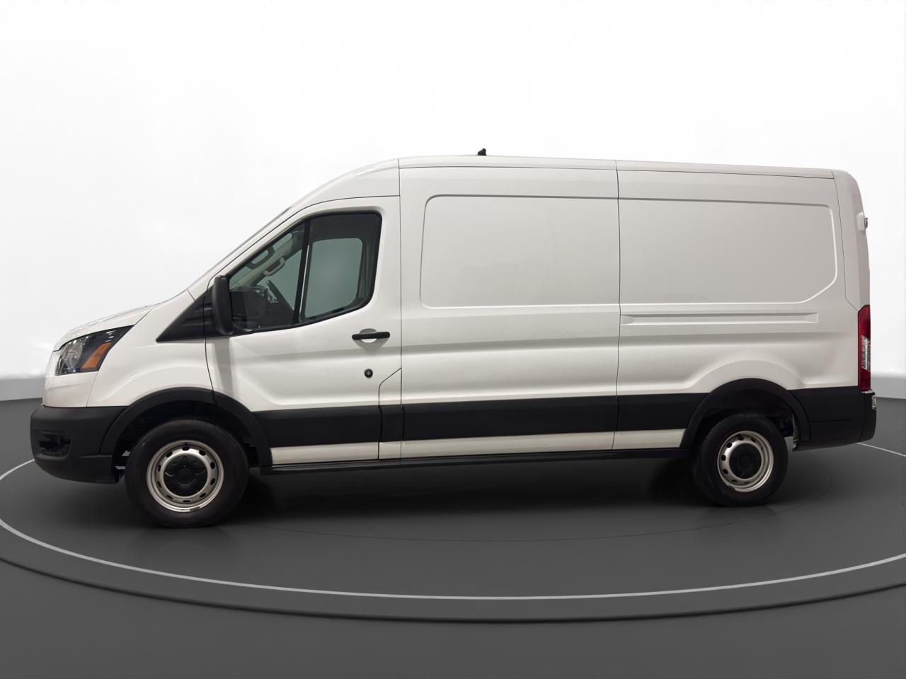 2022 Ford Transit Cargo Van 250 Van Med. Roof w/Sliding Pass. 130-in. WB - Photo #4
