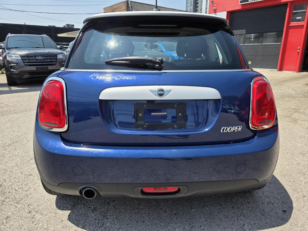 2014 MINI Cooper  Photo4