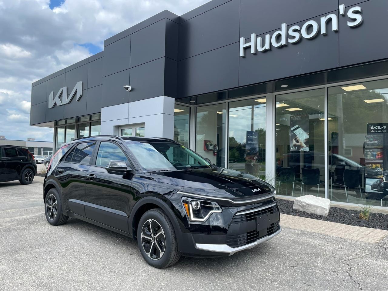 New 2025 Kia NIRO EX for sale in Listowel, ON