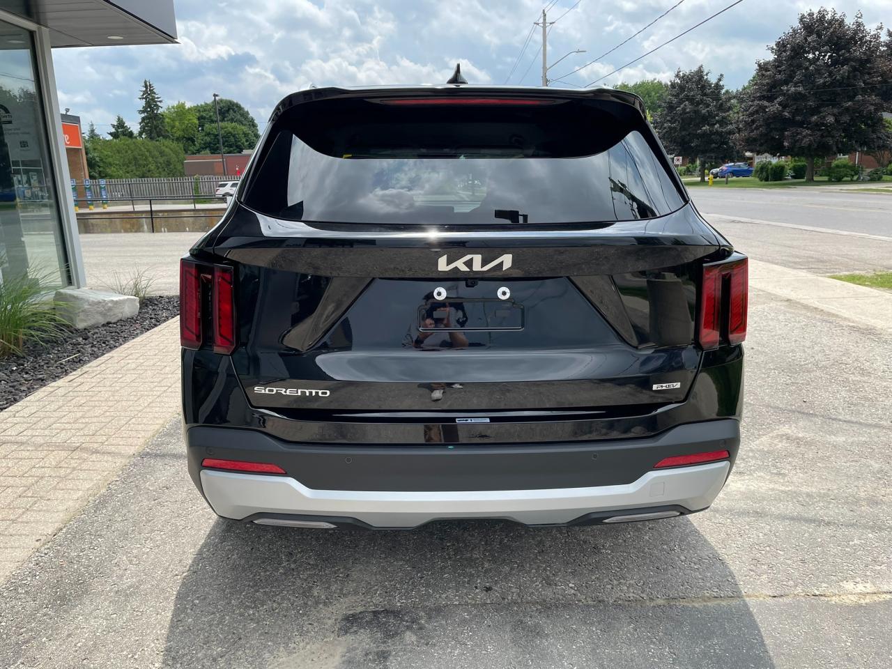 2025 Kia Sorento PLUG-IN HYBRID EX Photo