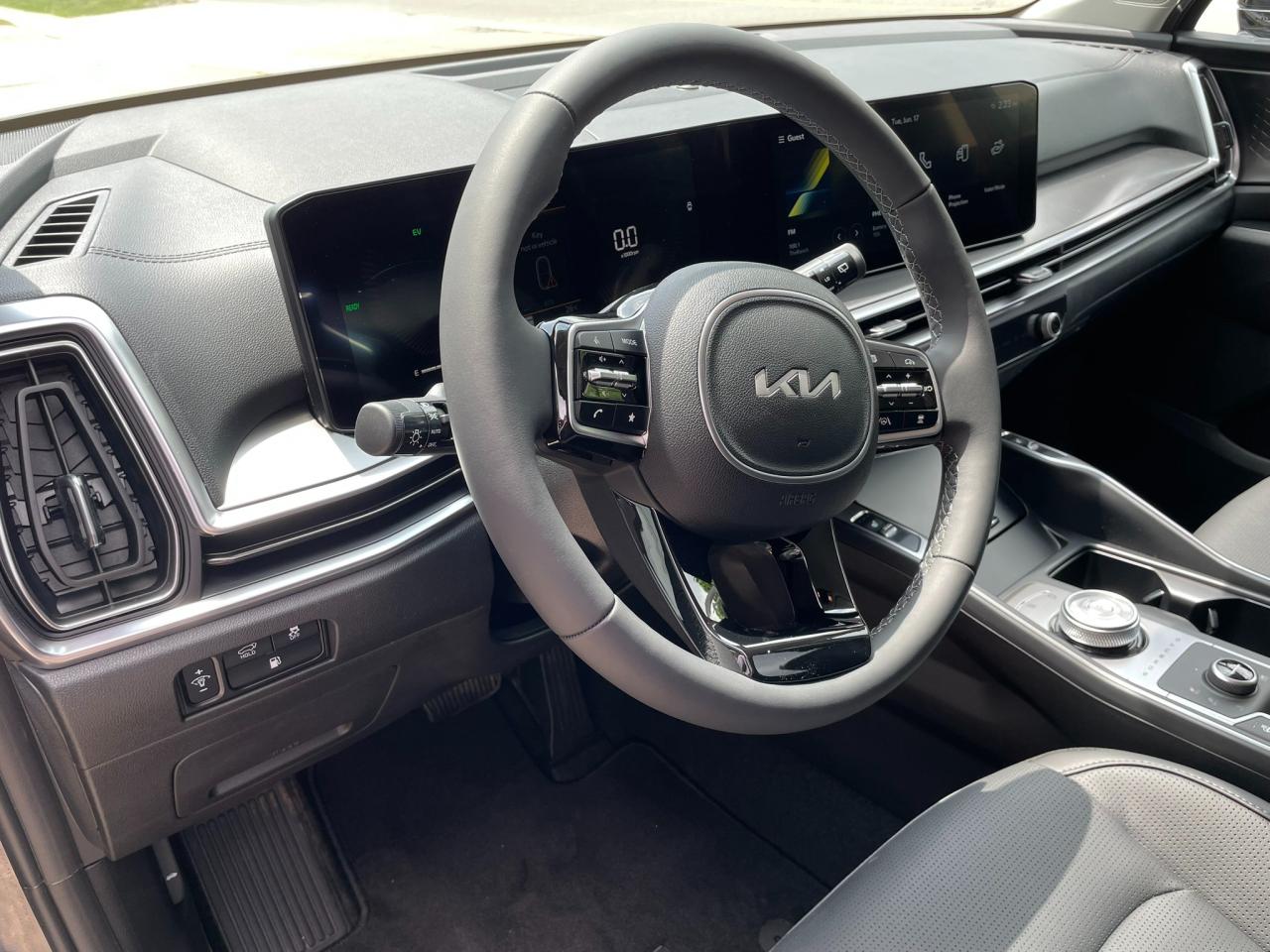 2025 Kia Sorento PLUG-IN HYBRID EX Photo