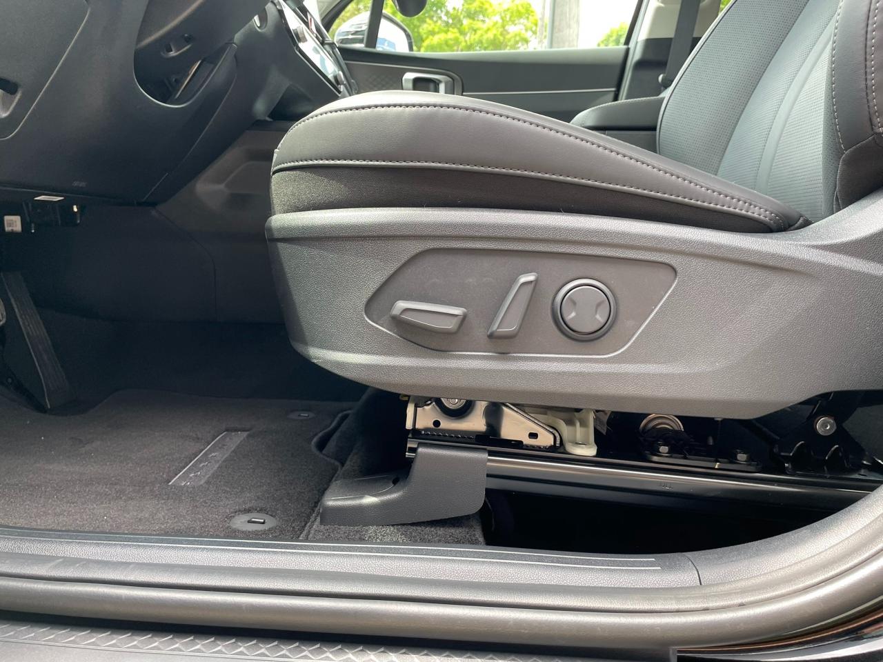 2025 Kia Sorento PLUG-IN HYBRID EX Photo