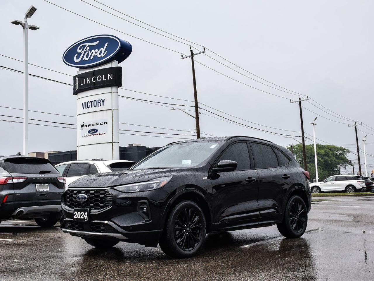 Used 2024 Ford Escape ST-Line Elite HUD | Panoroof | Class II Tow | for sale in Chatham, ON