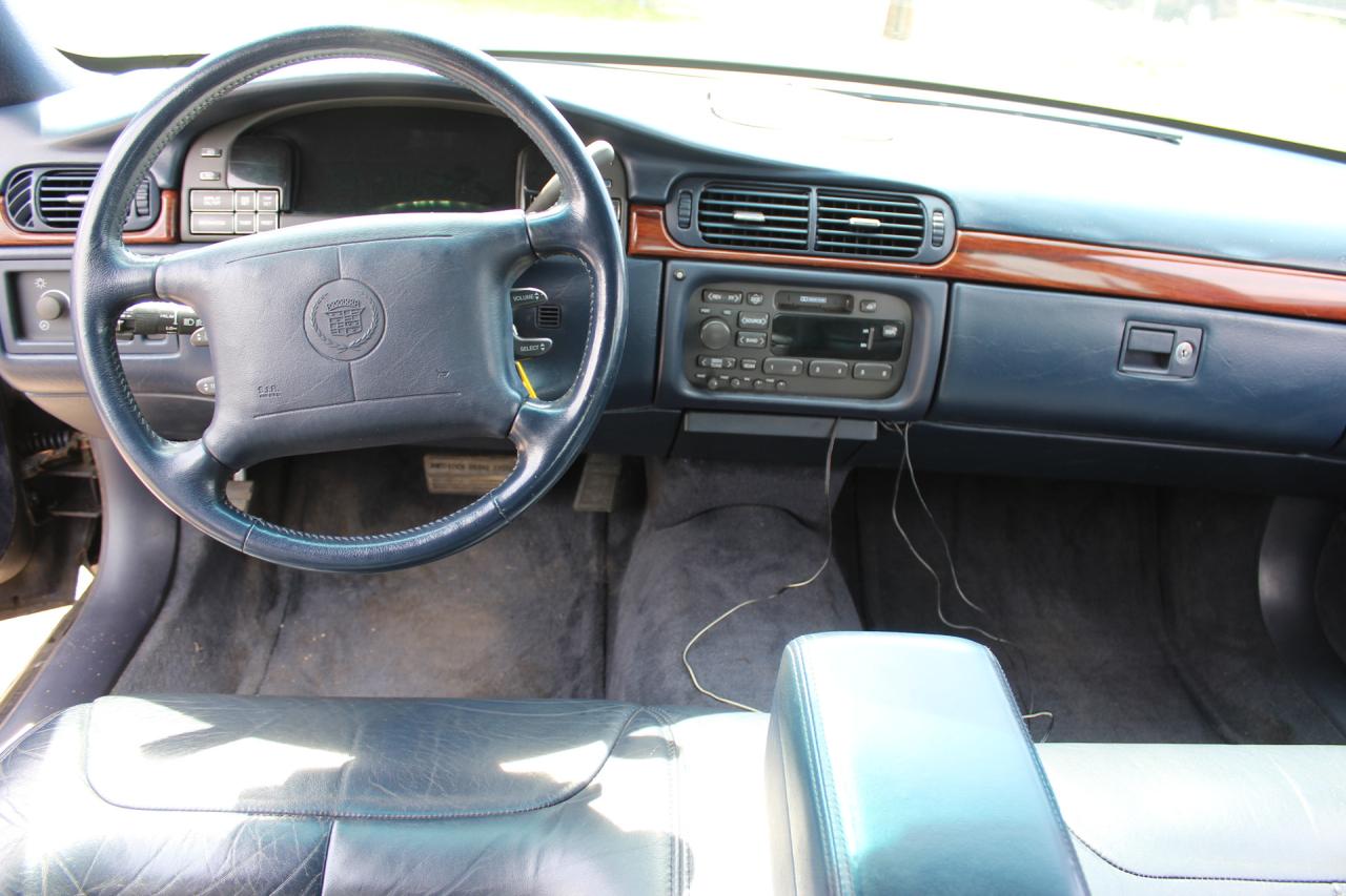 1997 Cadillac DeVille  Photo