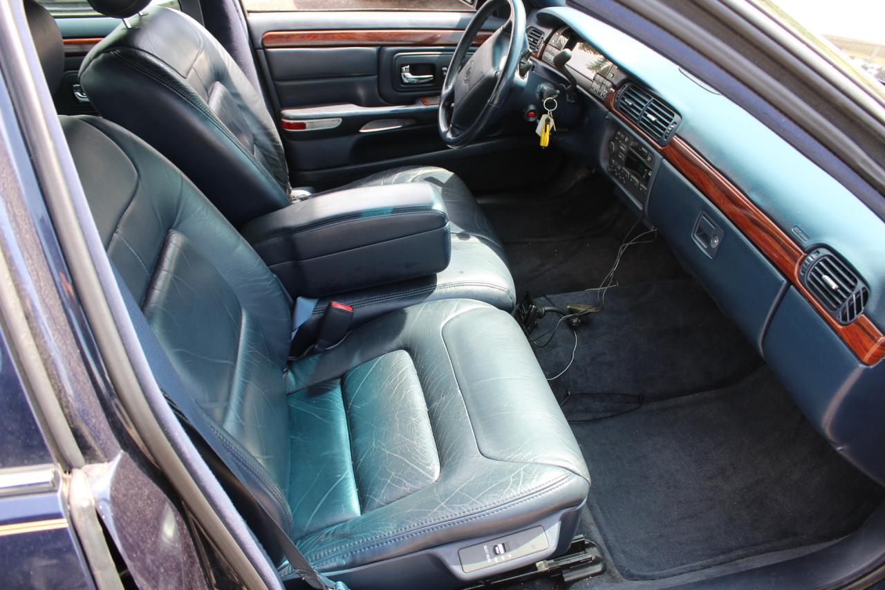 1997 Cadillac DeVille  Photo