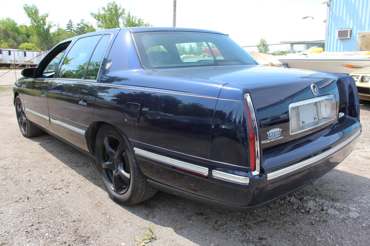 1997 Cadillac DeVille  Photo