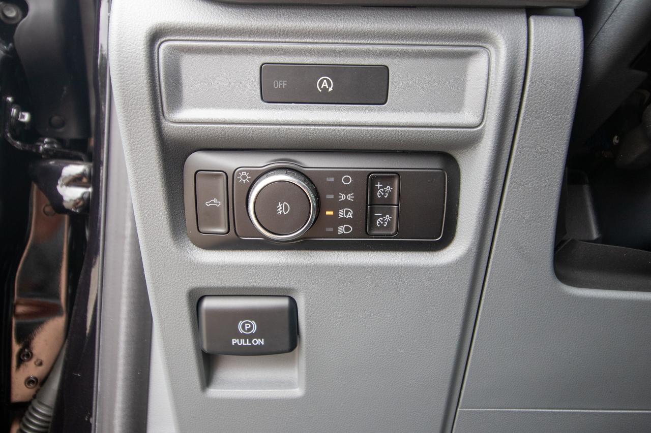 2025 Ford F-150 XLT 4WD SuperCrew 5.5' Box Photo5