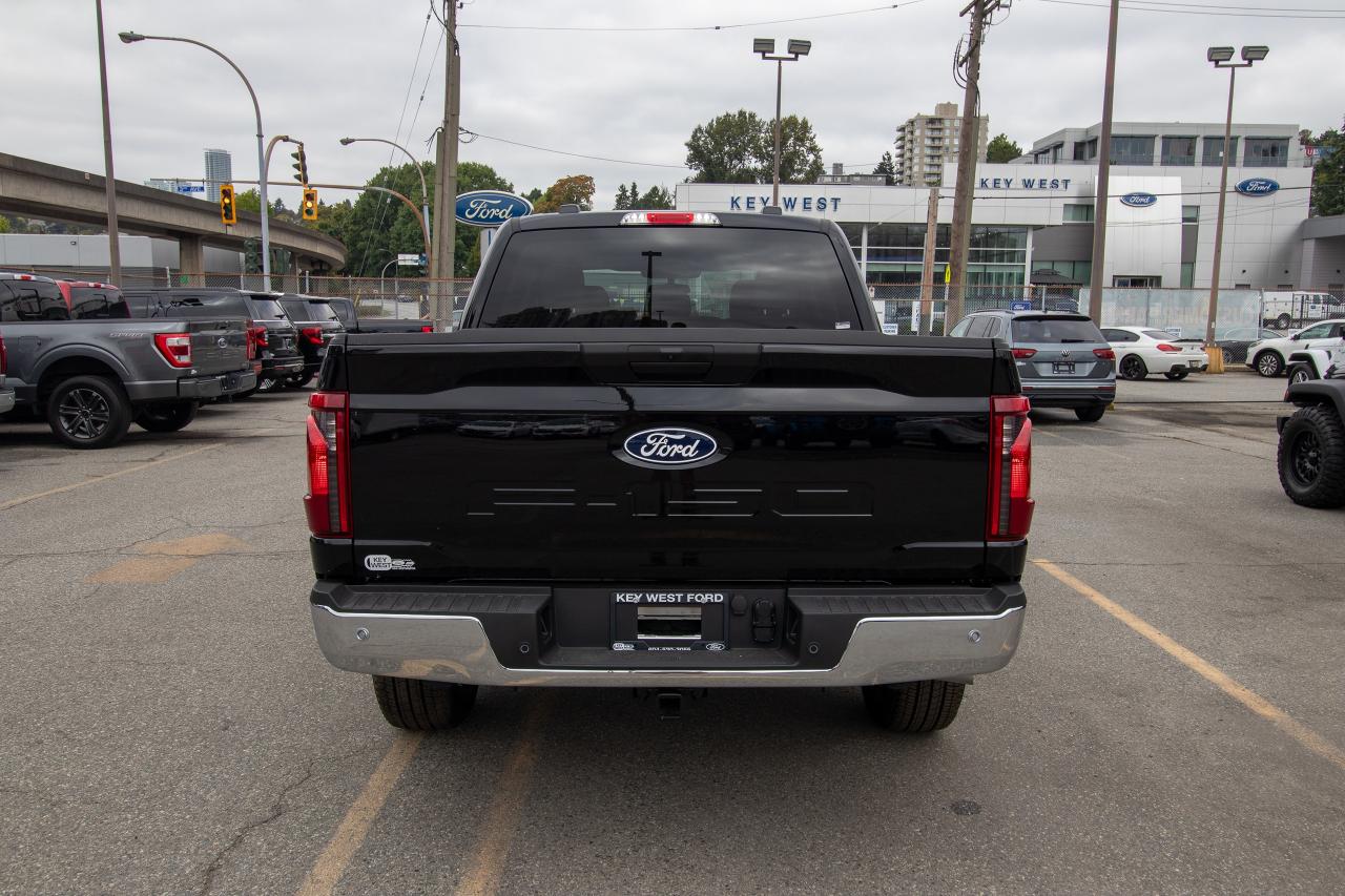 2025 Ford F-150 XLT 4WD SuperCrew 5.5' Box Photo5