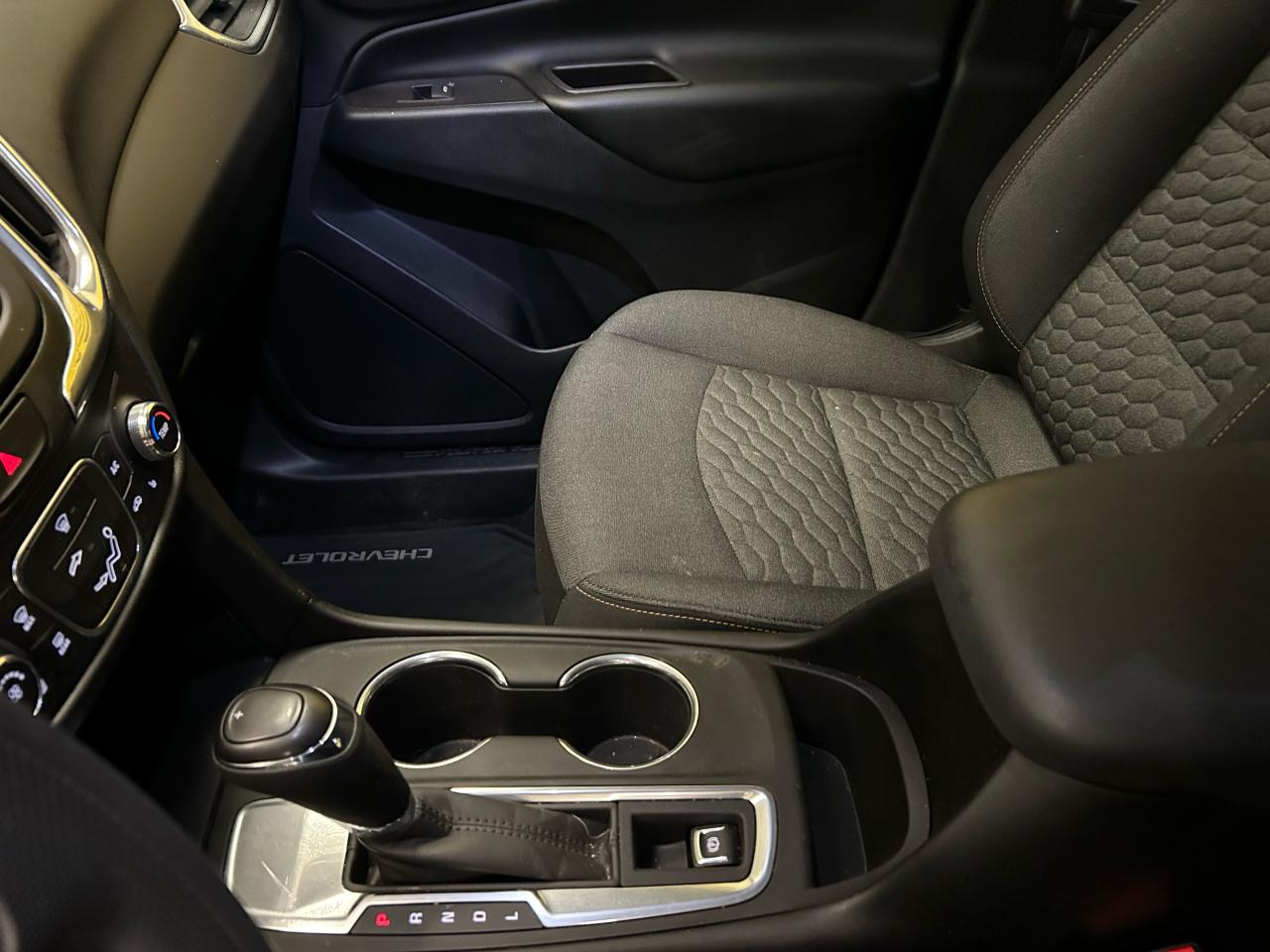 2020 Chevrolet Equinox LT - Photo #12