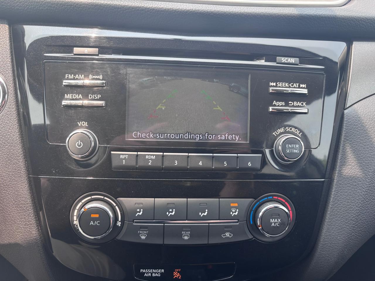 2016 Nissan Rogue SV AWD EXTRA CLEAN! - Photo #19