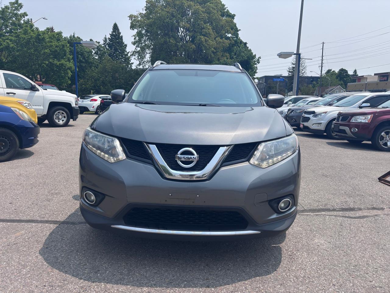 2016 Nissan Rogue SV AWD EXTRA CLEAN! - Photo #4