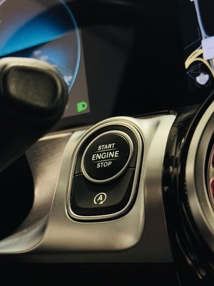 2021 Mercedes-Benz GLB GLB 250 - Photo #15