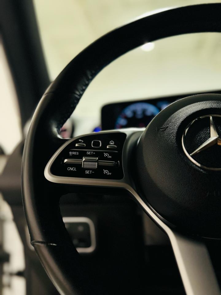 2021 Mercedes-Benz GLB GLB 250 - Photo #17