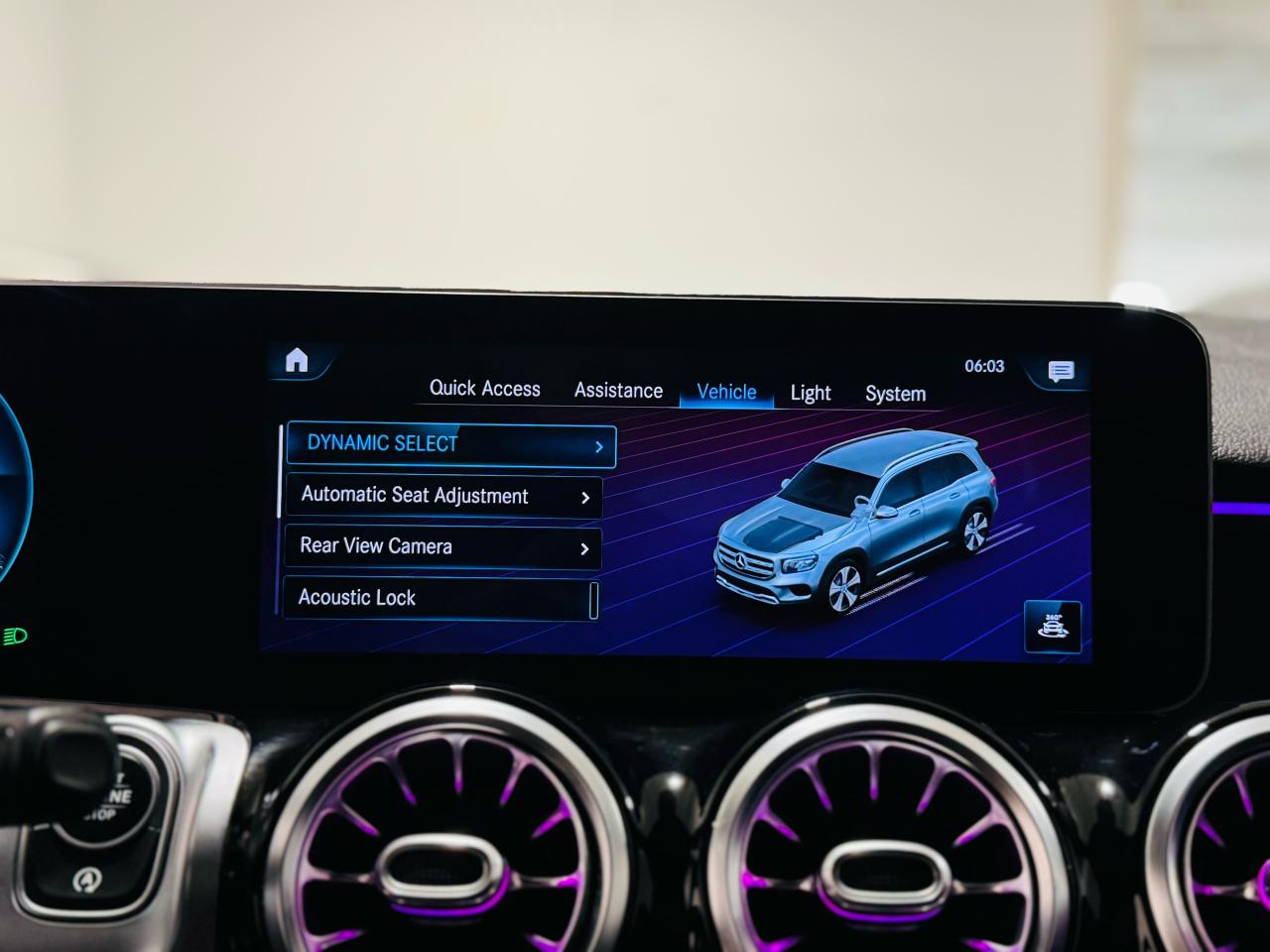 2021 Mercedes-Benz GLB GLB 250 - Photo #21