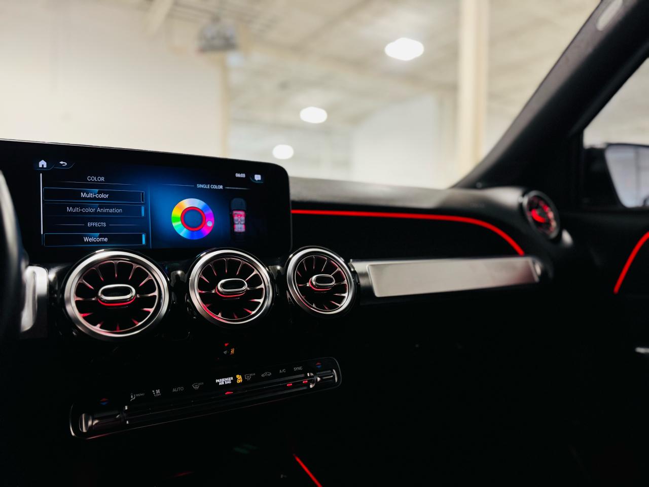 2021 Mercedes-Benz GLB GLB 250 - Photo #23