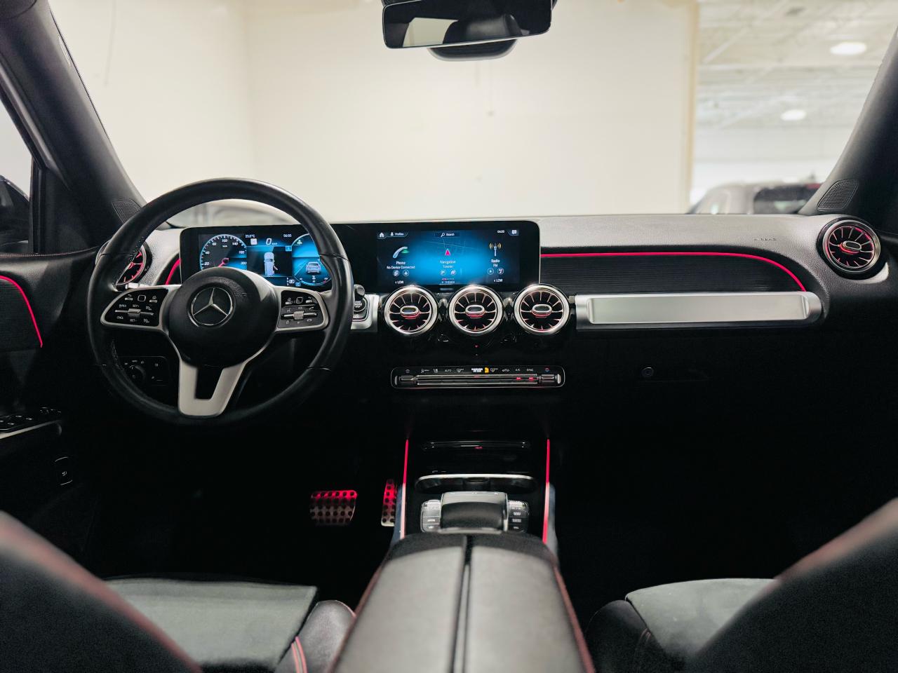 2021 Mercedes-Benz GLB GLB 250 - Photo #26