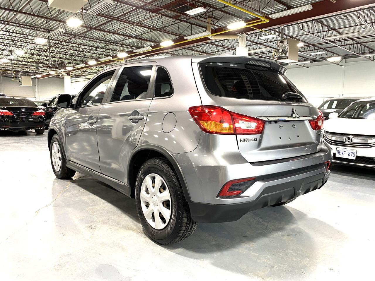 2018 Mitsubishi RVR ES Photo2