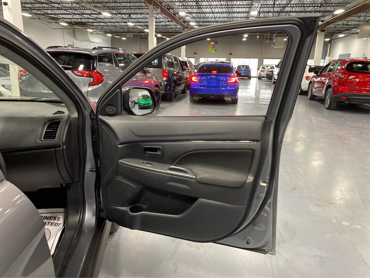 2018 Mitsubishi RVR ES Photo