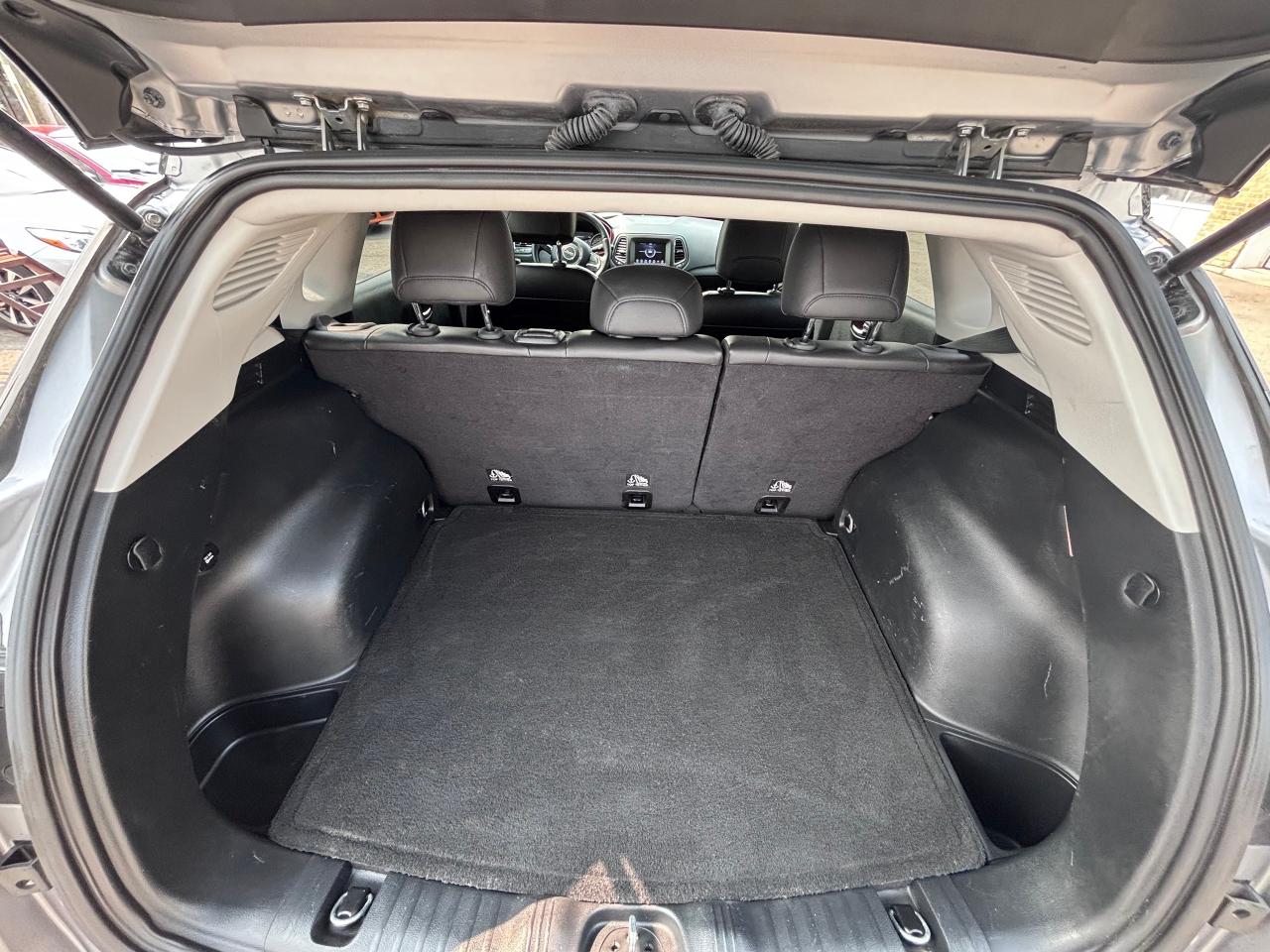 2018 Jeep Compass TRAILHAWK 4x4 LOADED LOW KMS - Photo #13