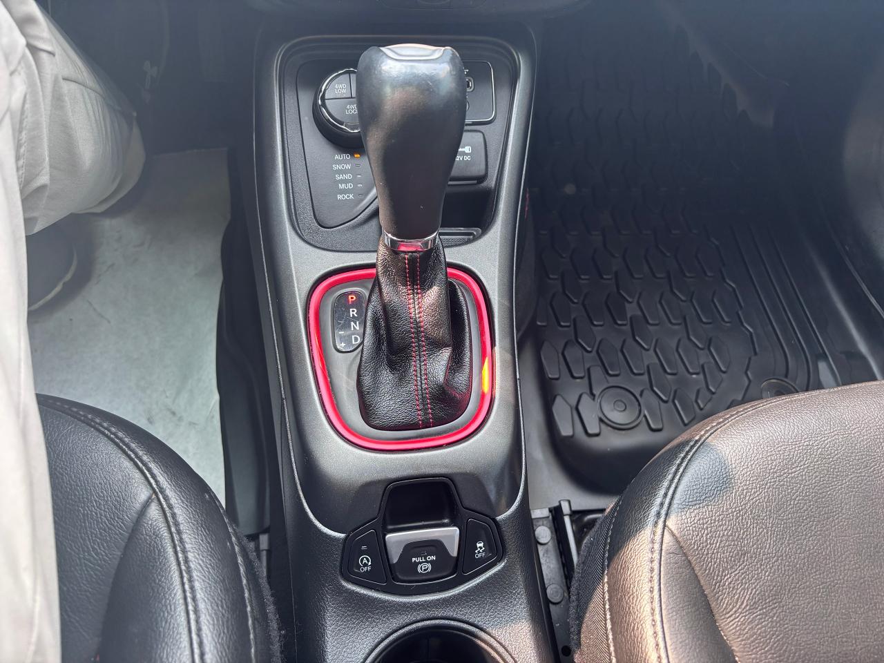 2018 Jeep Compass TRAILHAWK 4x4 LOADED LOW KMS - Photo #27
